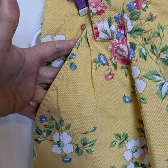 NWT Vintage Yellow FLORAL Shorts!  HIGH QUALITY CONSTRUCTION!  | 6 | Lizsport - Picture 5 of 11